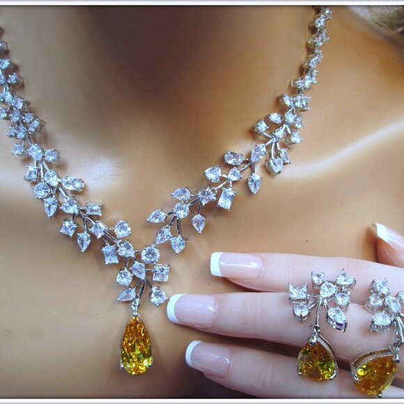 Citrine pear cut gemstone ladies Necklace Earrings Set For Brides party Weddings - Picture 8 of 8